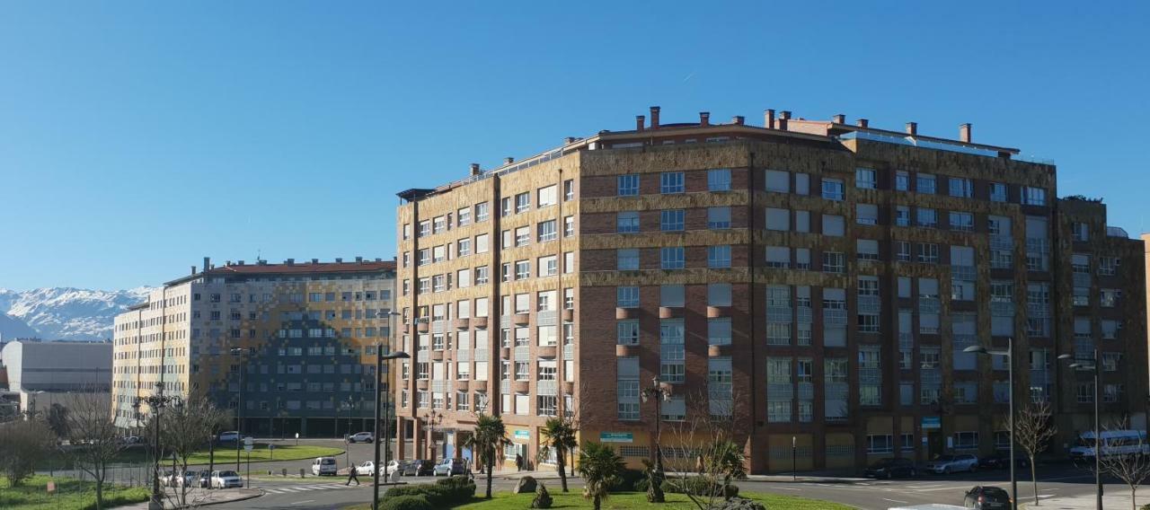 Apartamento "Los Prados" Wifi Y Parking Овьедо Экстерьер фото