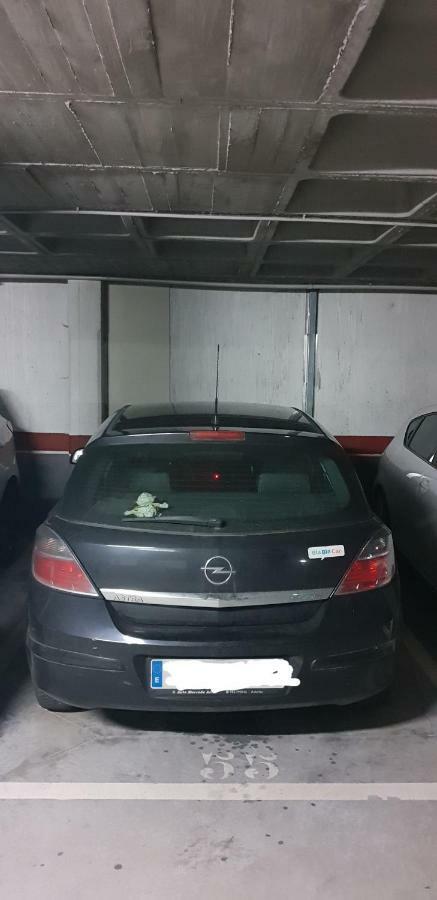 Apartamento "Los Prados" Wifi Y Parking Овьедо Экстерьер фото